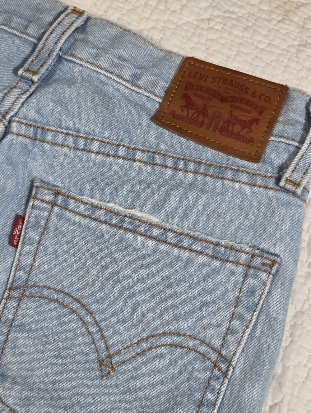 Levi's Wedgie Straight Distressed Jeans - Picture 7 of 13